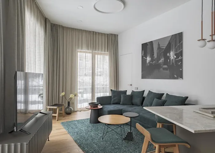 Ivis House - Spacious Apartment With Terrace, Vilnius Old Town
